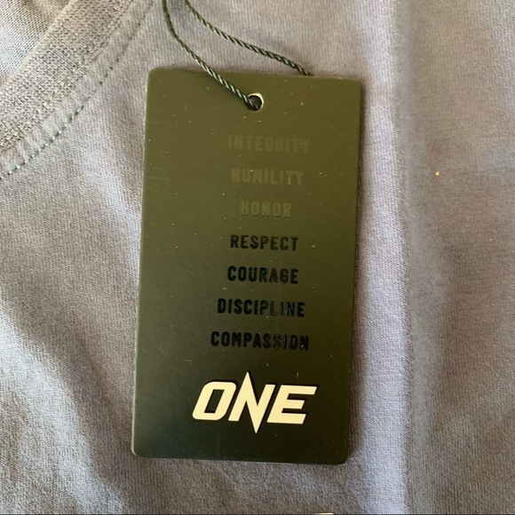 One Official Merchandise Logo Cropped Tee Shirt - Picture 6 of 11